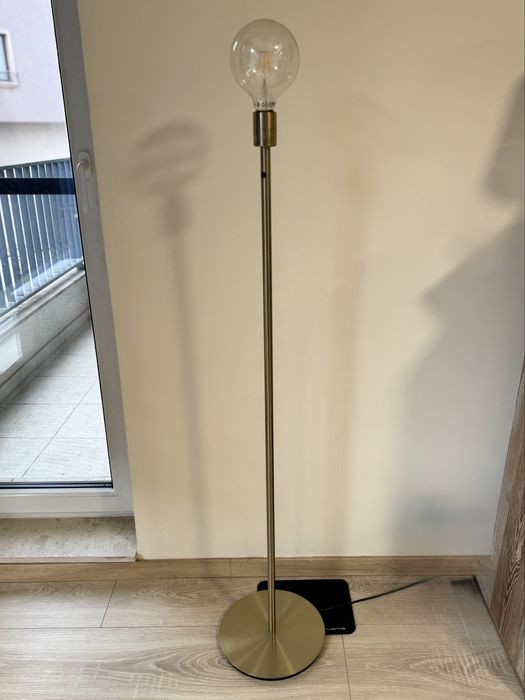 Лампион/ Лампа за четене