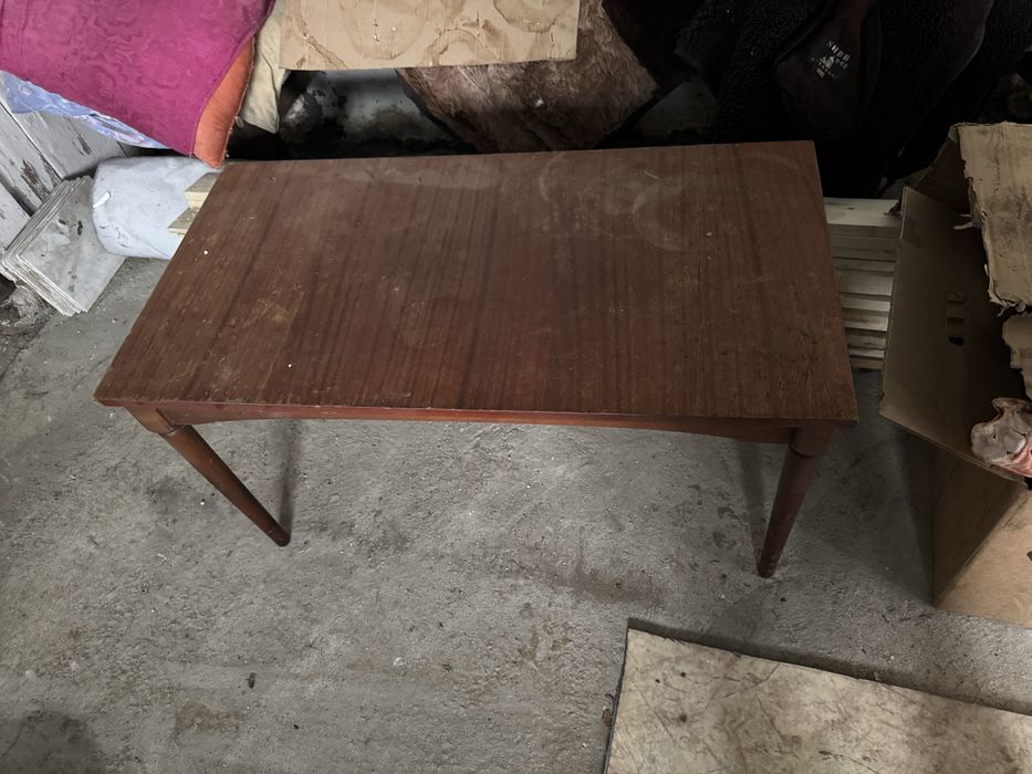 Продам журнальный столик