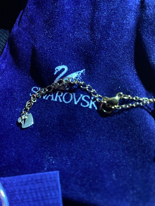 Lantisor / Colier / Pandantiv Swarovski Swan Black