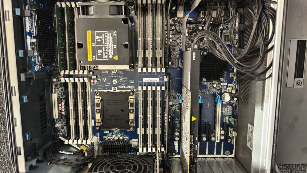 HP Z8 G4 Workstation XEON 6134 GOLD 3.2Ghz 64GB RAM QUADRO P4000 8GB 256+512GB NVMe SSD 4TB SATA
