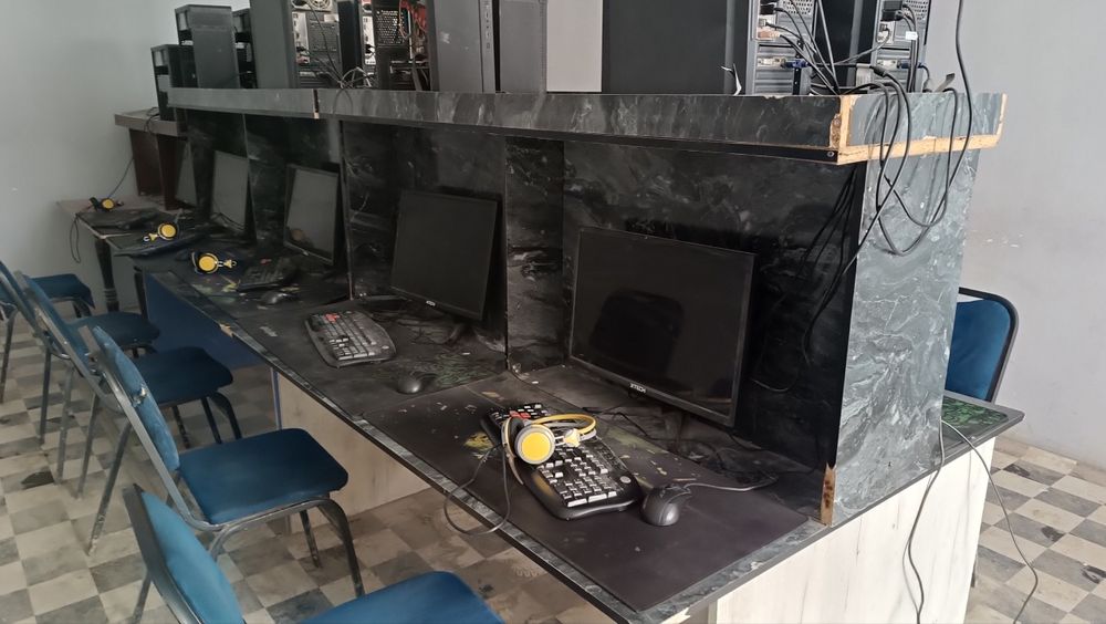 Kompyter satiladi 10 Dana baylanis ushin