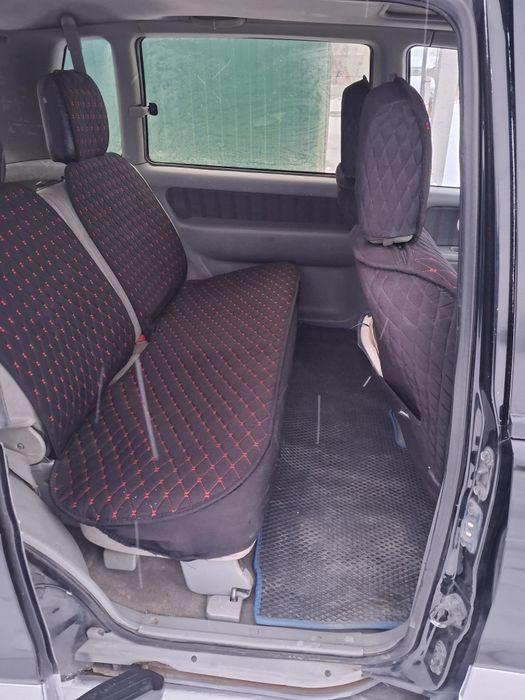 Митсубиси спейс рунер