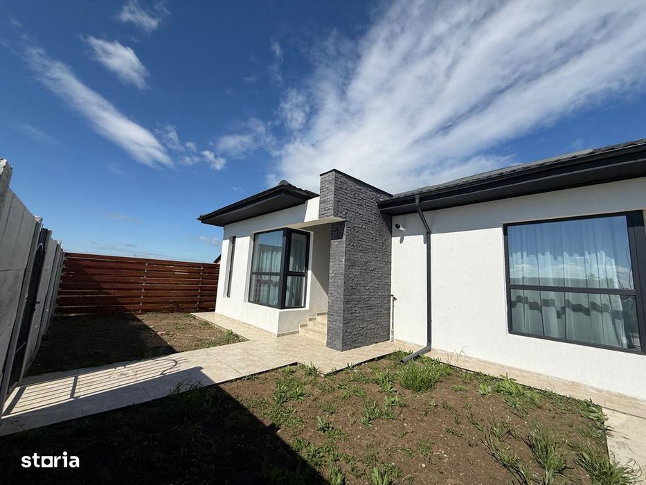 Casa individuala parter - 3 camere- 2 bai - teren 375mp