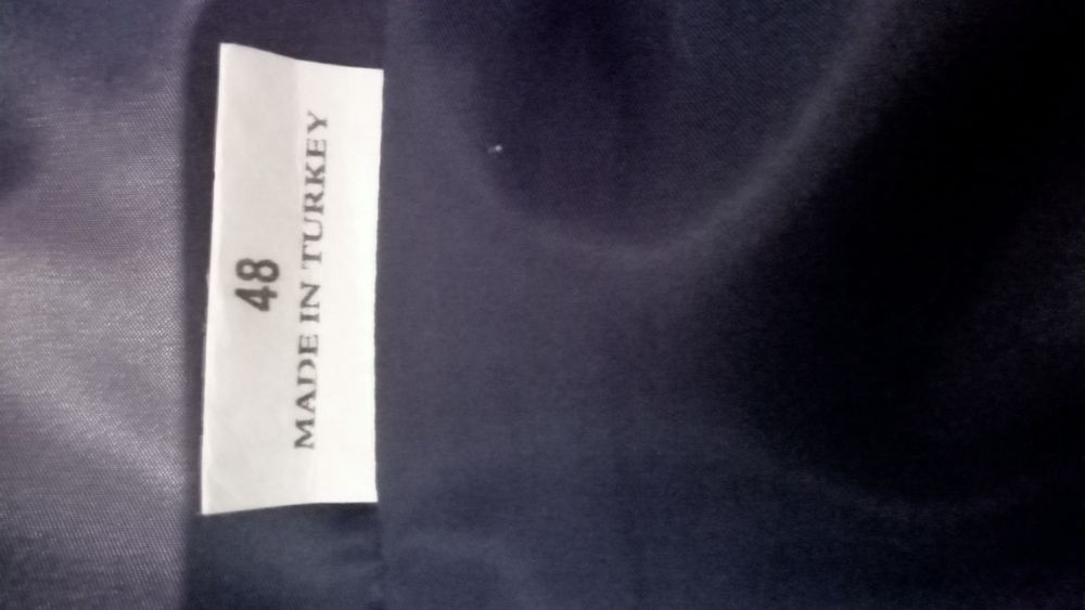 Костюм тройка мужской.