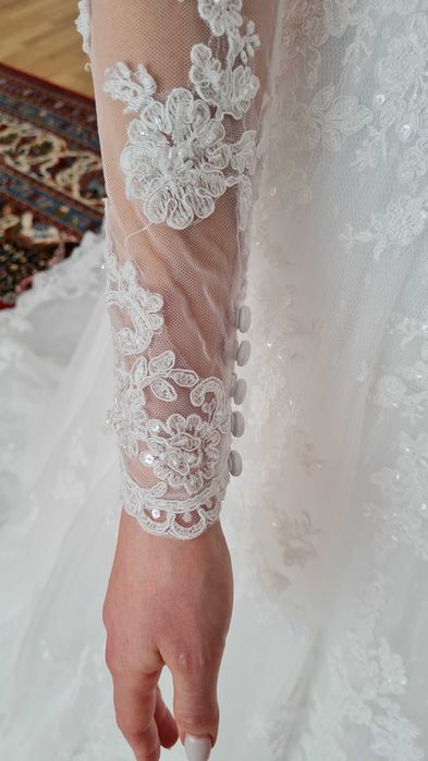 Свадебное платье XS (евро 32, рос. 38-40)