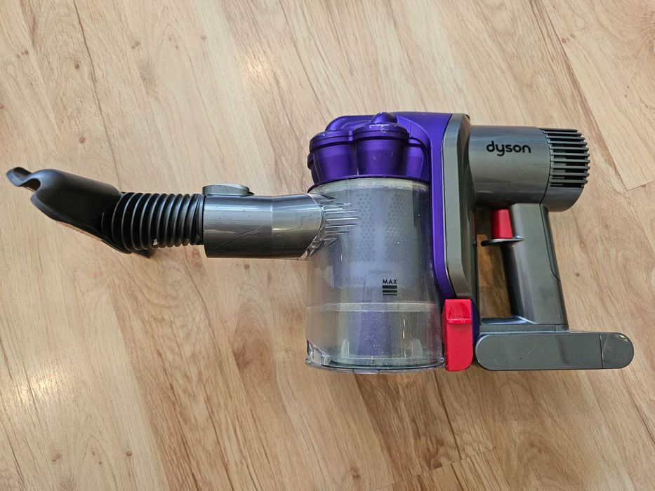 Прахосмукачка Dyson DC34 / Нетествана