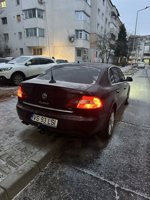 Skoda superb 2 an 2009