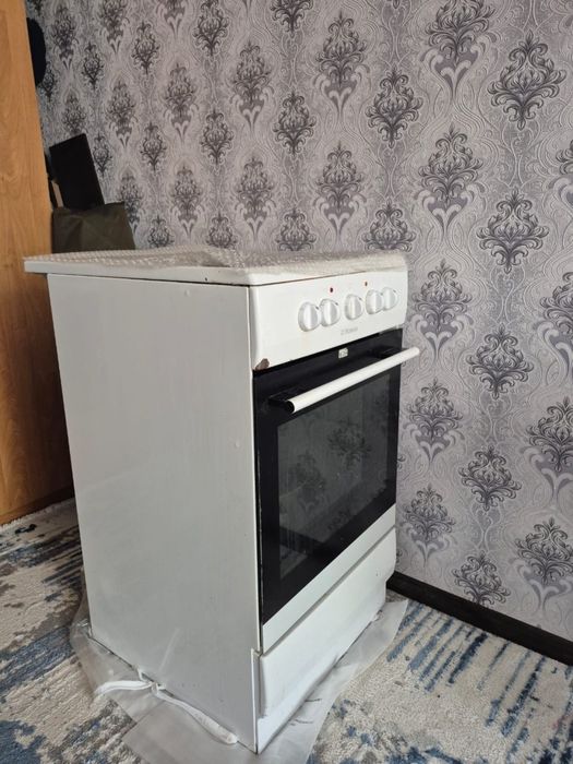 Продам Плиту Hansa , самовывоз