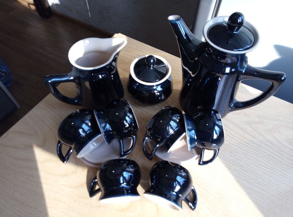 Продаю новый кофейный  сервиз.