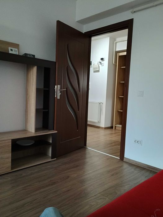 Inchiriez apartament Fiald Bacau, complet mobilat