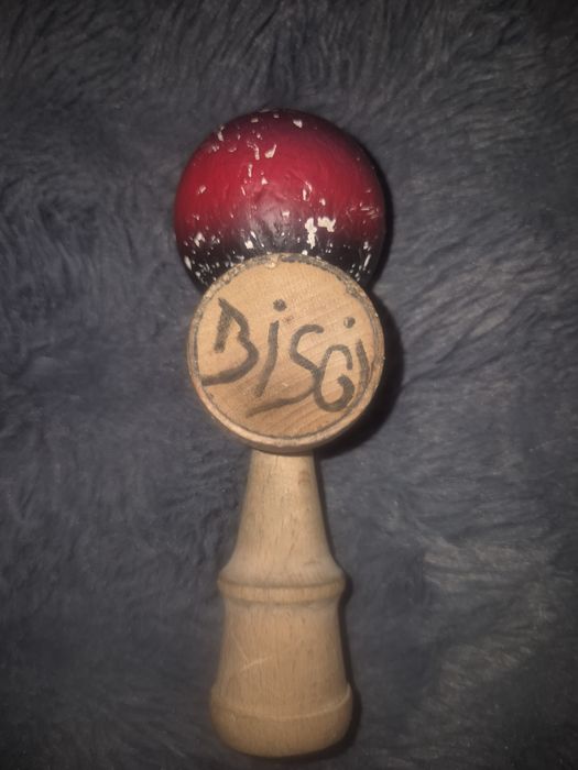 Vand Sau Schimb Kendama X