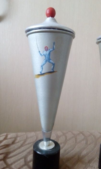 Спортивные кубки