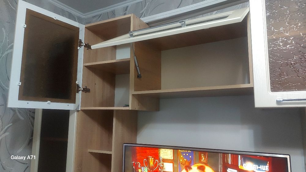 Шкаф под телевизор
