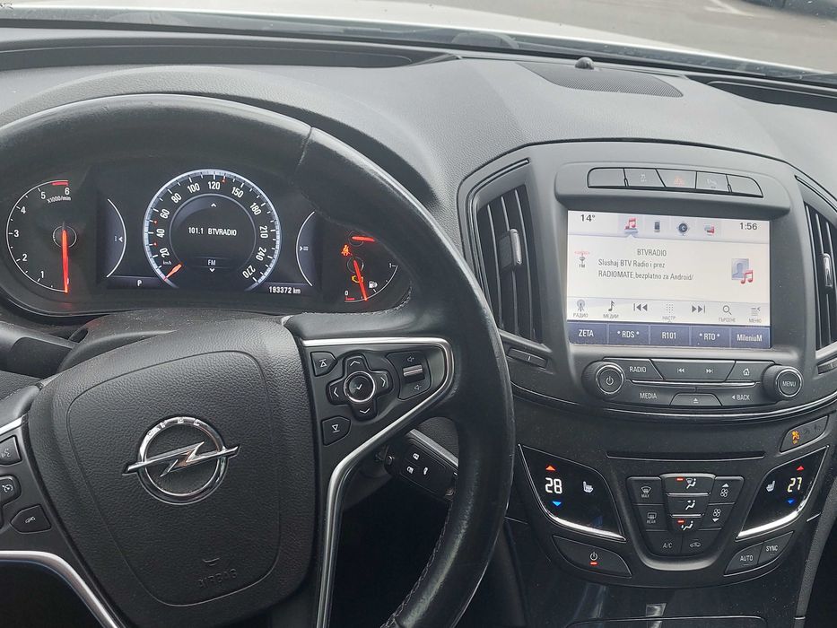 Opel Insignia  - 2016г., в отлично състояние.