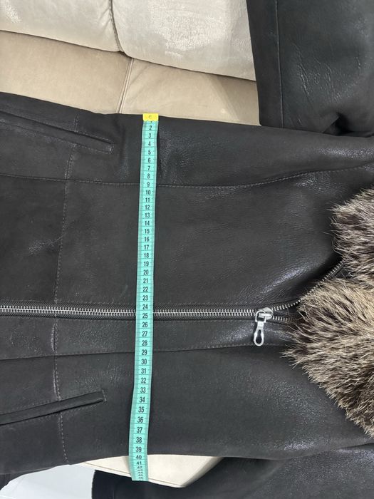 Vand palton de piele si blana naturala