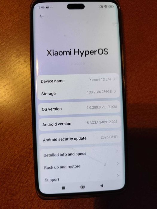 Продавам Xiaomi 13 Lite в добро състояние