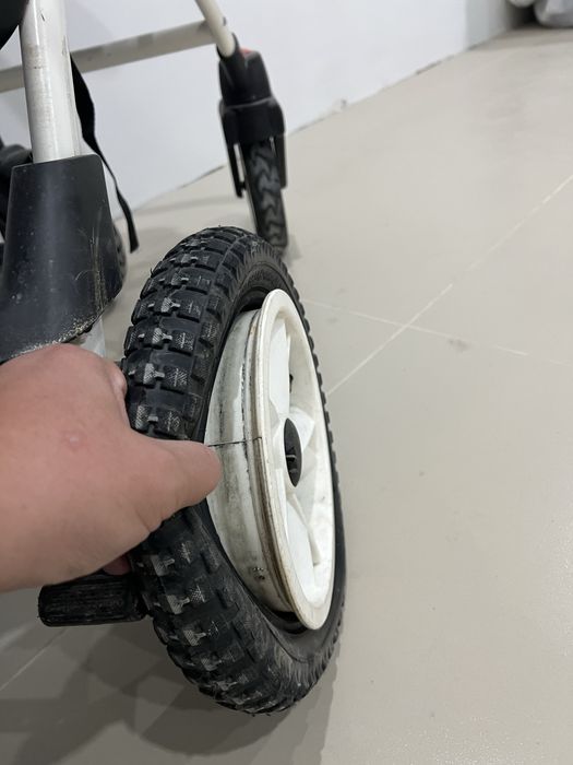 Продам зимние коляску