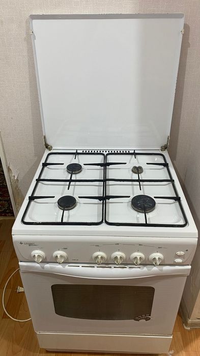Продам газовую плиту