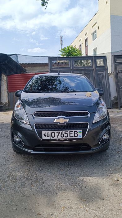 Спарк автомашинаси сотилади