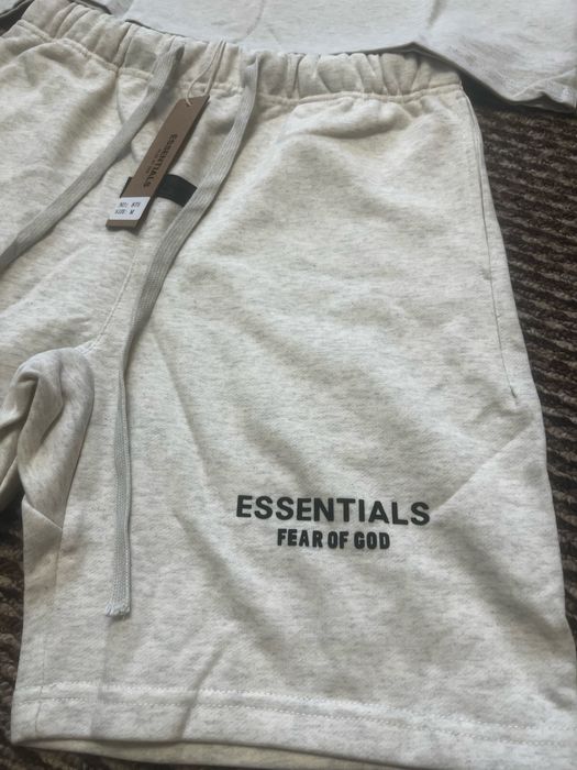 Compleu essentials fear of god