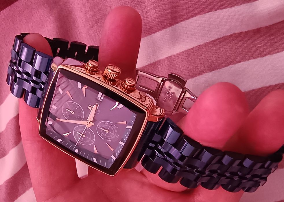 Фирменный сағат сатылады