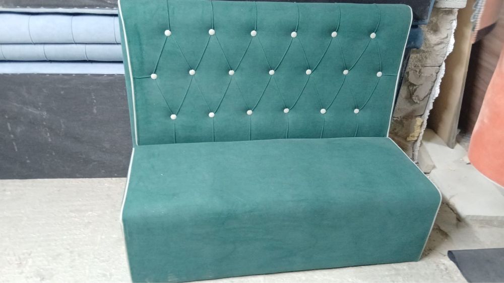 Диваны для кафе и рестобар