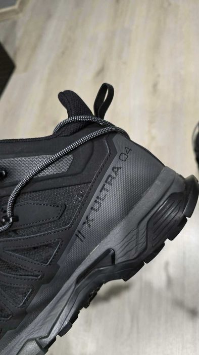 Мъжки туристически обувки Salomon Gore-tex Ultra 4 Mid Gtx - black