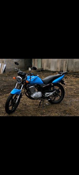 Продам японский мотоцикл Сузуки