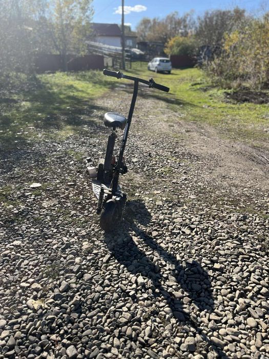 Trotineta cu motor dau si la schimb