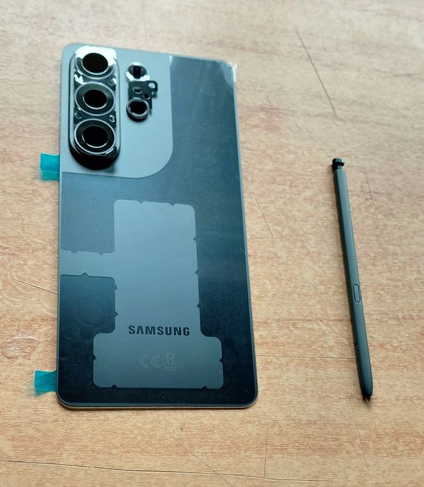 Pentru Samsung S26 Ultra black.
