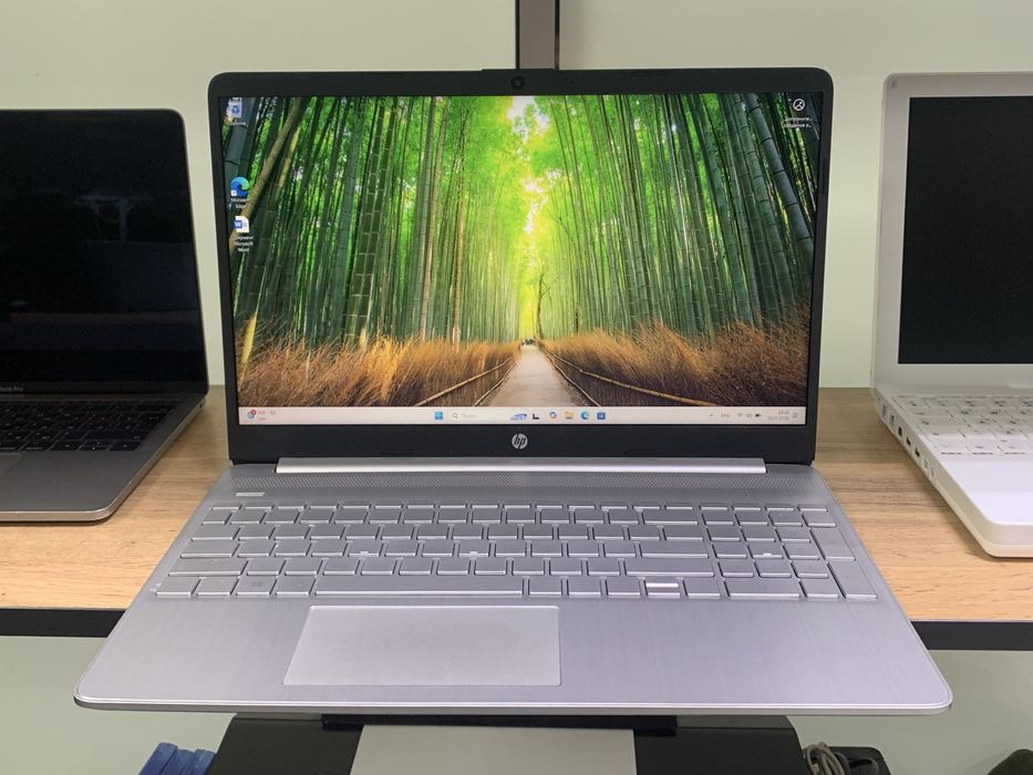 HP 15s | Ryzen 3 3250U / 8GB / SSD 256GB / Win 11 Pro. АКБ 100%!