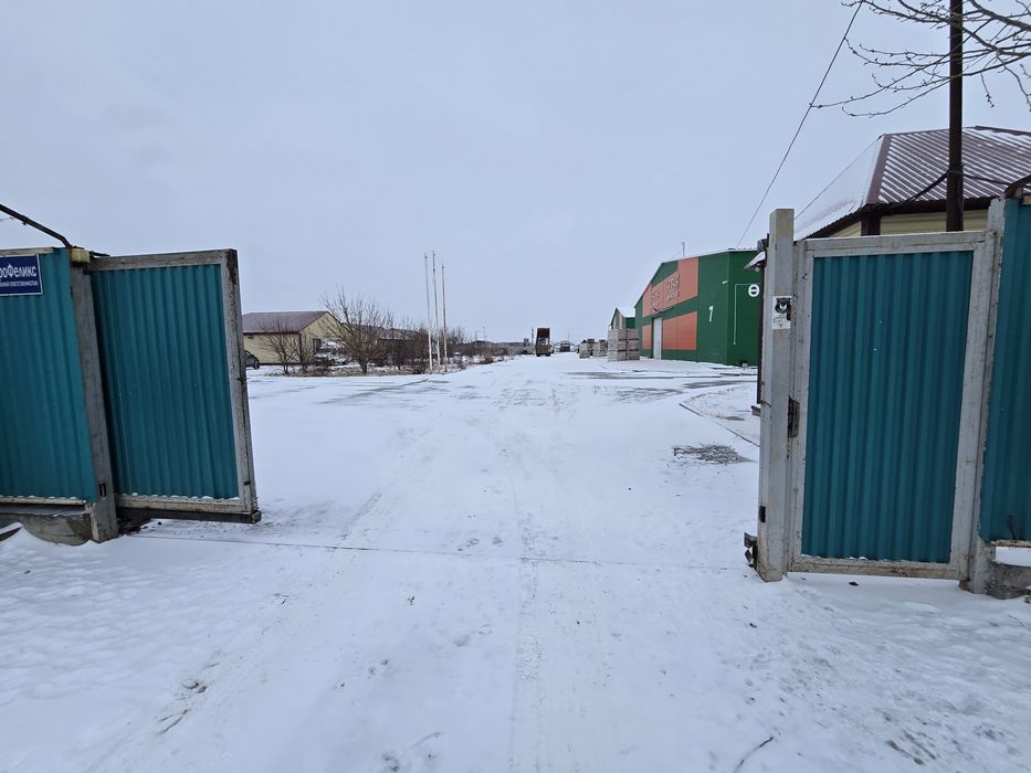 Продаётся база овоще хранилище.