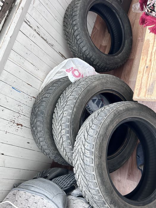 Продам шины 4 штуки