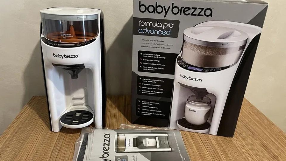 Aparat pentru lapte praf BabyBrezza