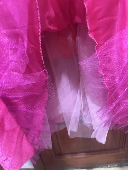 Платье розовое праздничное