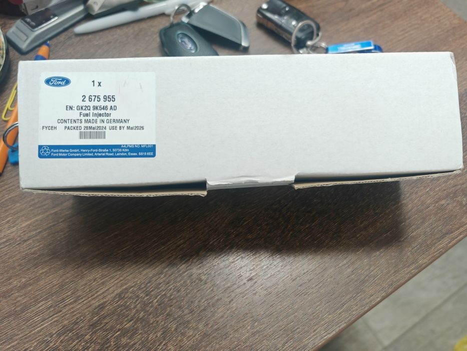 Vând injectoare FORD GK2Q9K546 AD Sigilate NOI