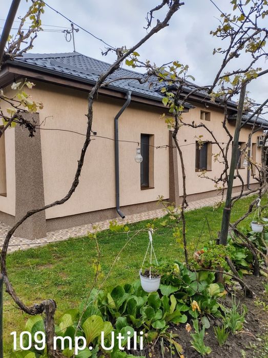 Casă de vânzare în Săcueni Dâmbovița