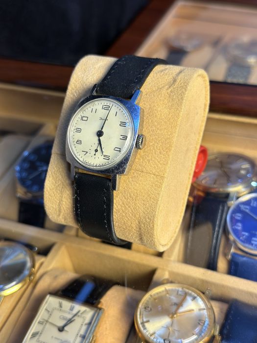 Часы СССР ЛУЧ ПОЛЁТ молния слава победа восток винтаж