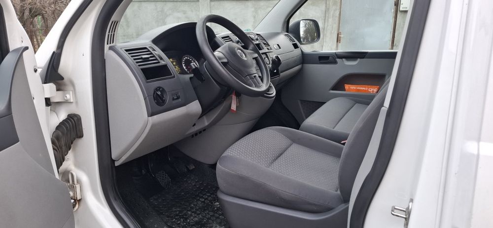 VW T5 Transporter 2013 Vivaro Trafic 2.0tdi euro5