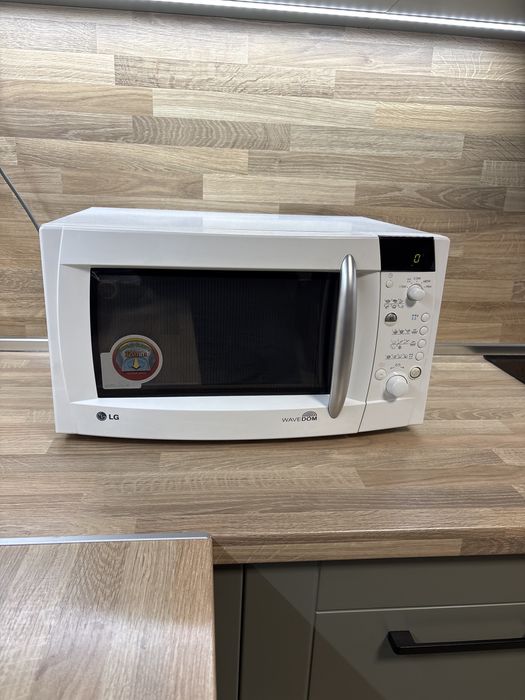 Микровълнова печка  LG WAFE Dom