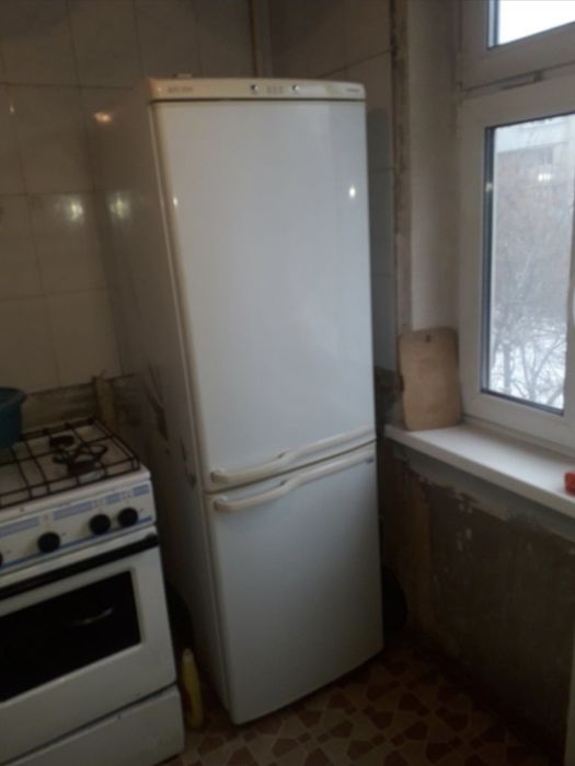 Продам холодильник Samsung