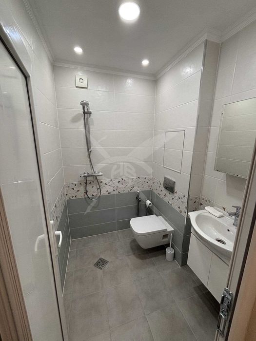 Дава се под наем Двустаен апартамент в Пловдив, Център - 56 кв.м за 550 € - Снимка #3