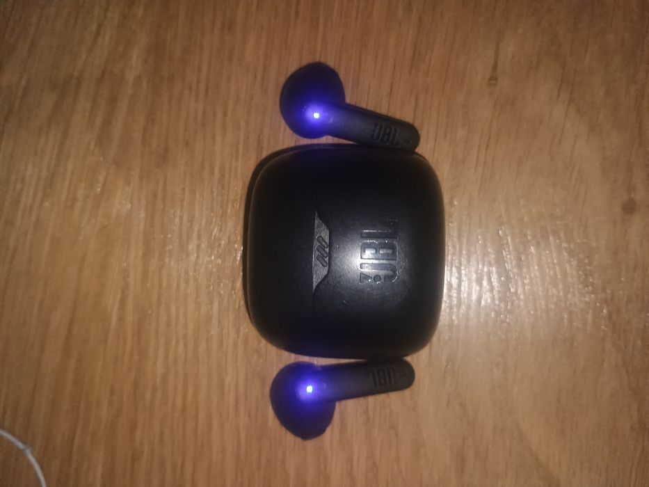 Căști JBL tune flex (nu sunt negociabile)