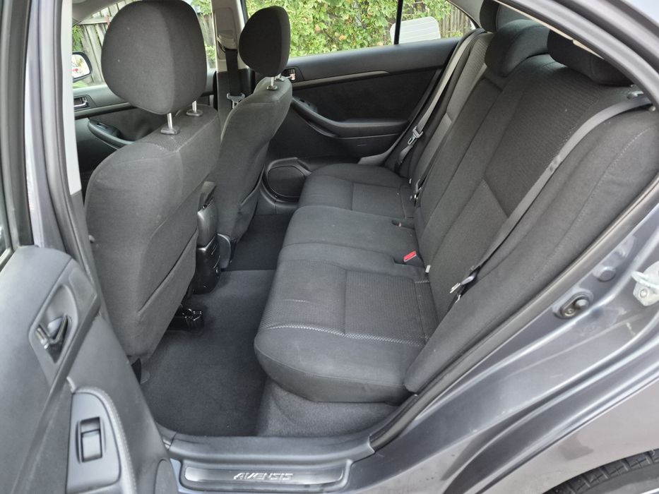 Toyota Avensis 2.2 Diesel  An 2006
