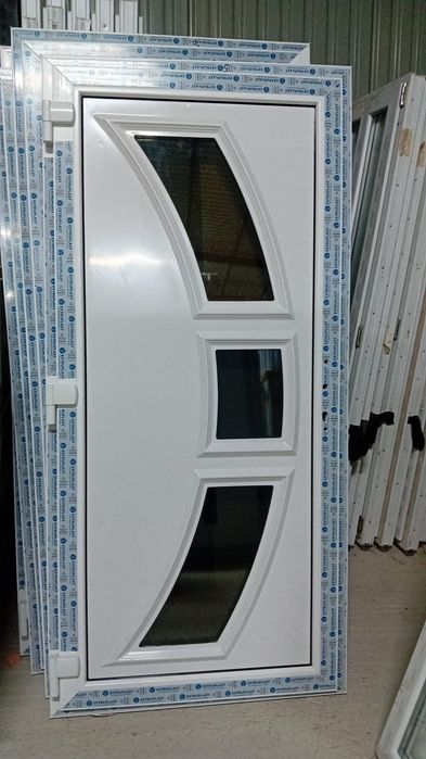 Marie  ofeta la  termopane