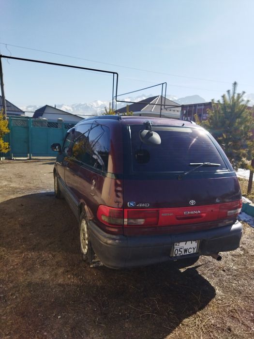 Toyota Estima Emina