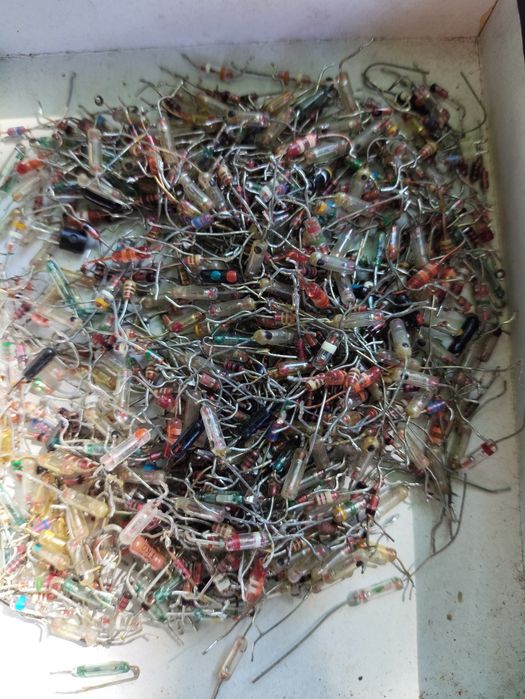 Электронные детали для микрсхем