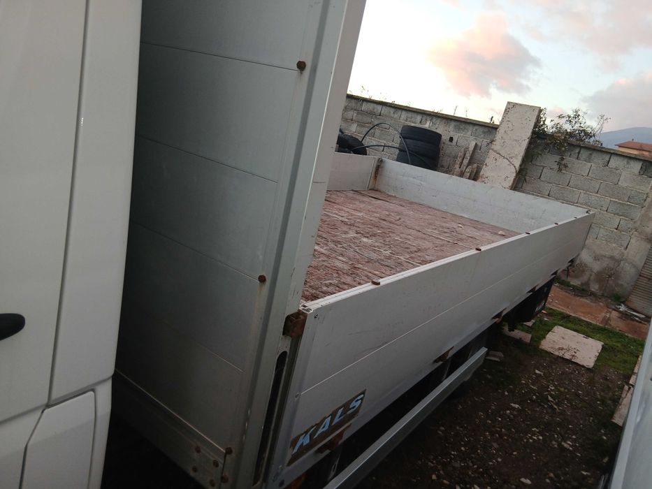 Продавам микробуси