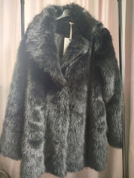 Дамско палто в черно