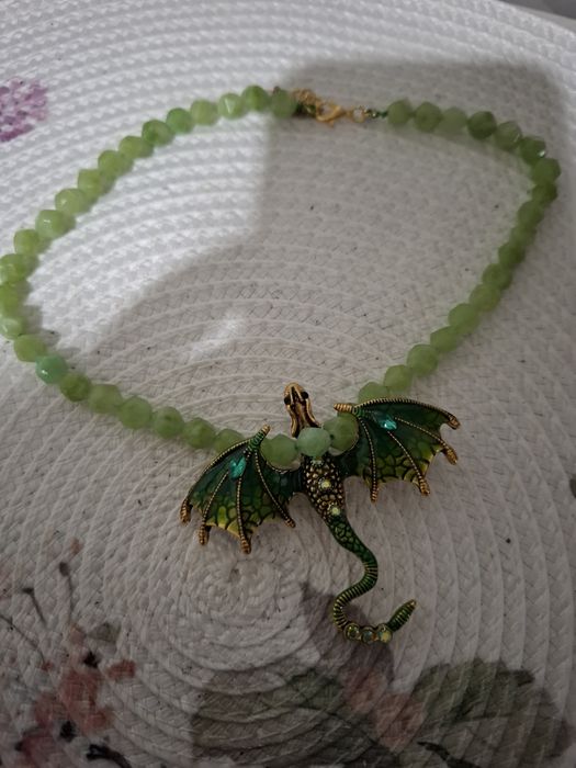 Colier peridot fațetat cu dragon 43 cm lungime reglabil